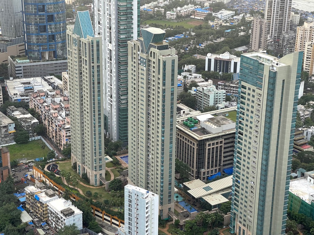 Building - Beaumonde Towers, Prabhadevi